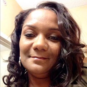 Meet your Posher, Eileene